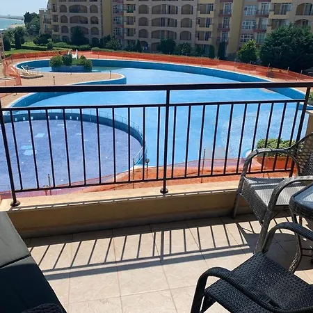Midia Grand Resort, Cosy Studio Apartment